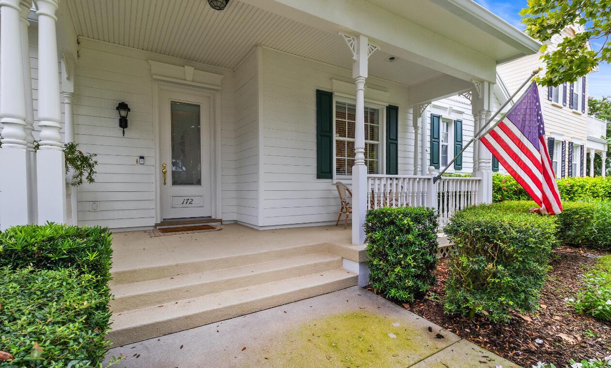 172 Queensland Ln Jupiter, FL 33458
