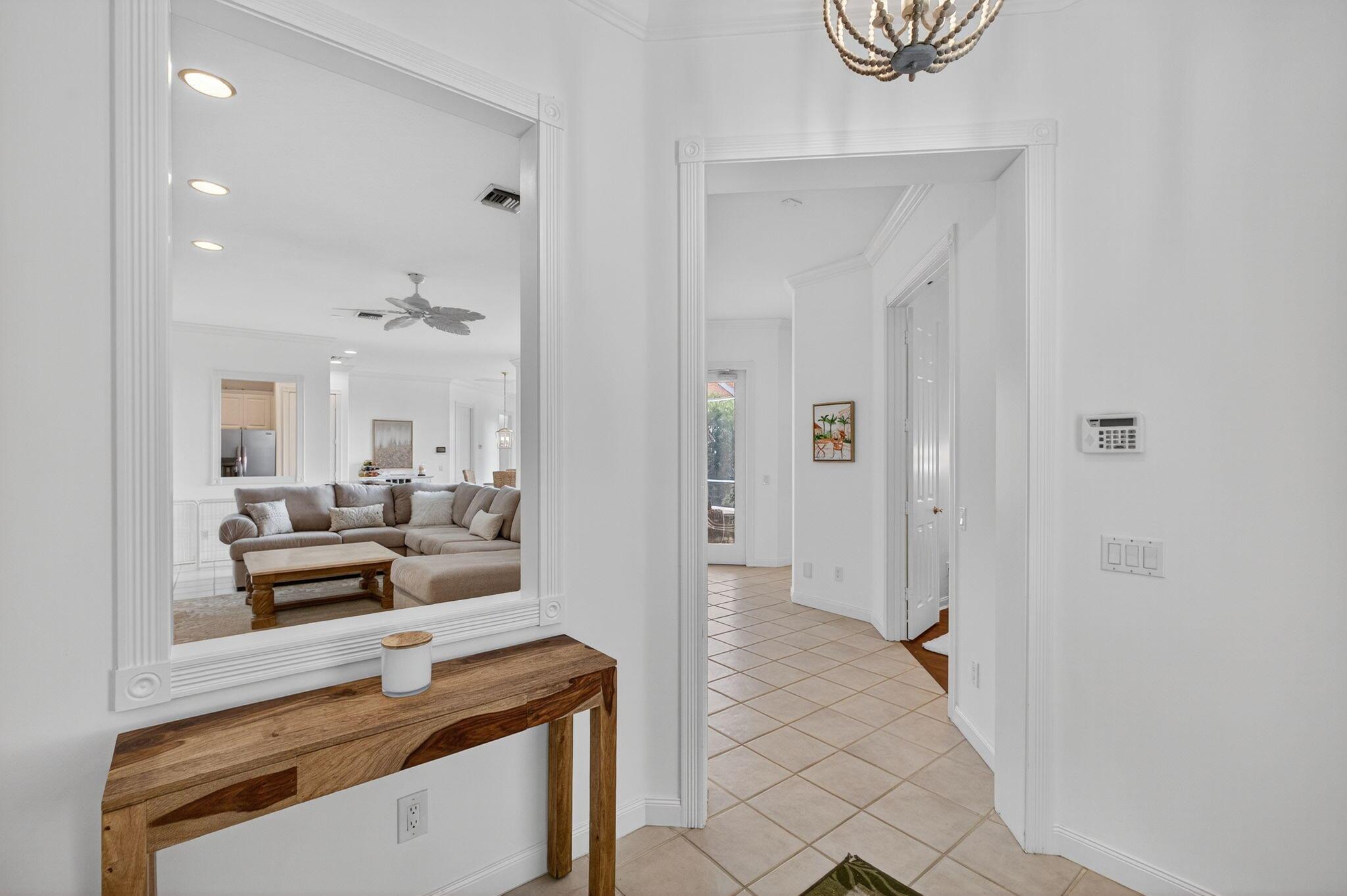 172 Queensland Ln Jupiter, FL 33458