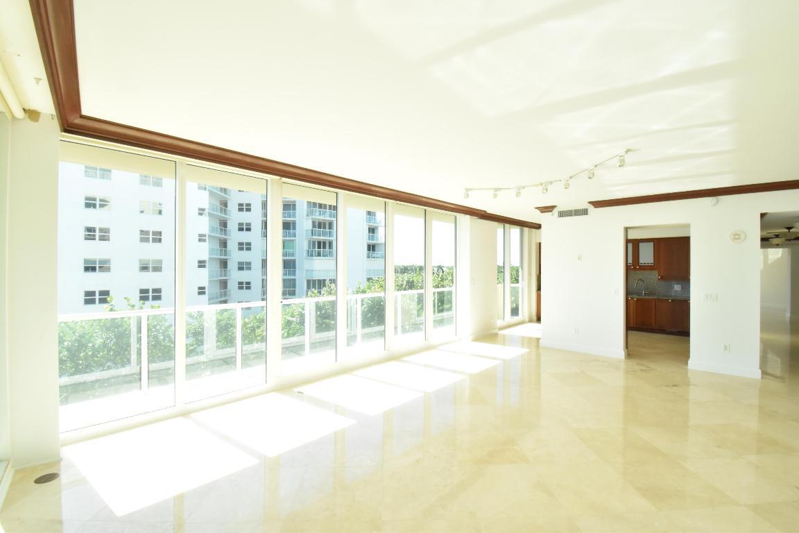 1063 Hillsboro Mile #301 Hillsboro Beach, FL 33062