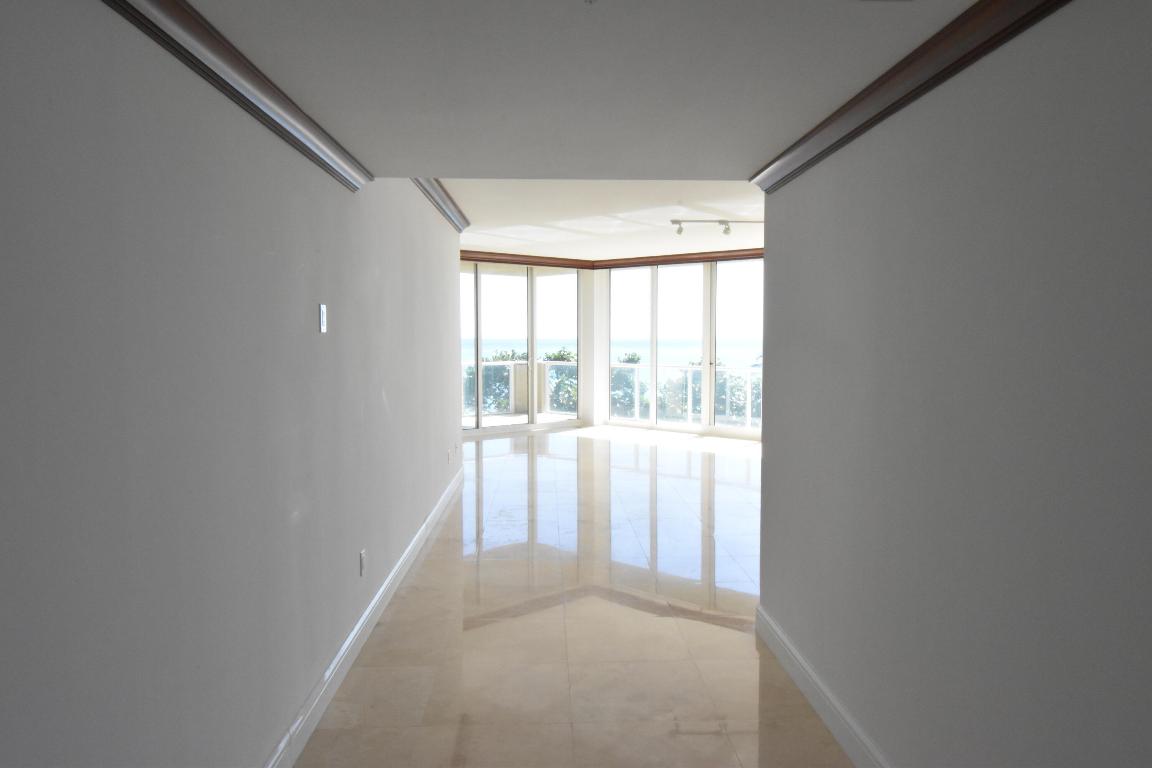 1063 Hillsboro Mile #301 Hillsboro Beach, FL 33062