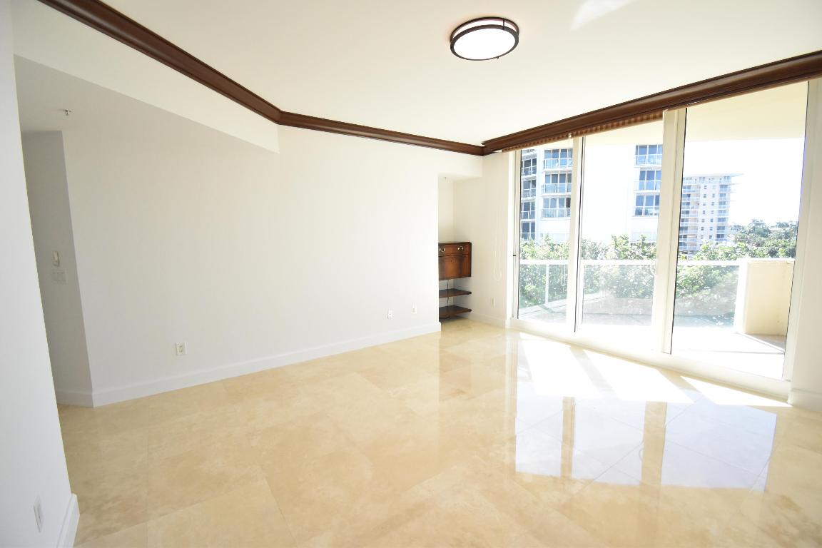 1063 Hillsboro Mile #301 Hillsboro Beach, FL 33062