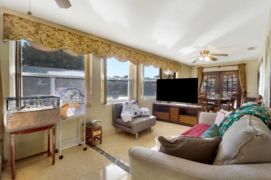 10868 Larch Palm Beach Gardens, FL 33418