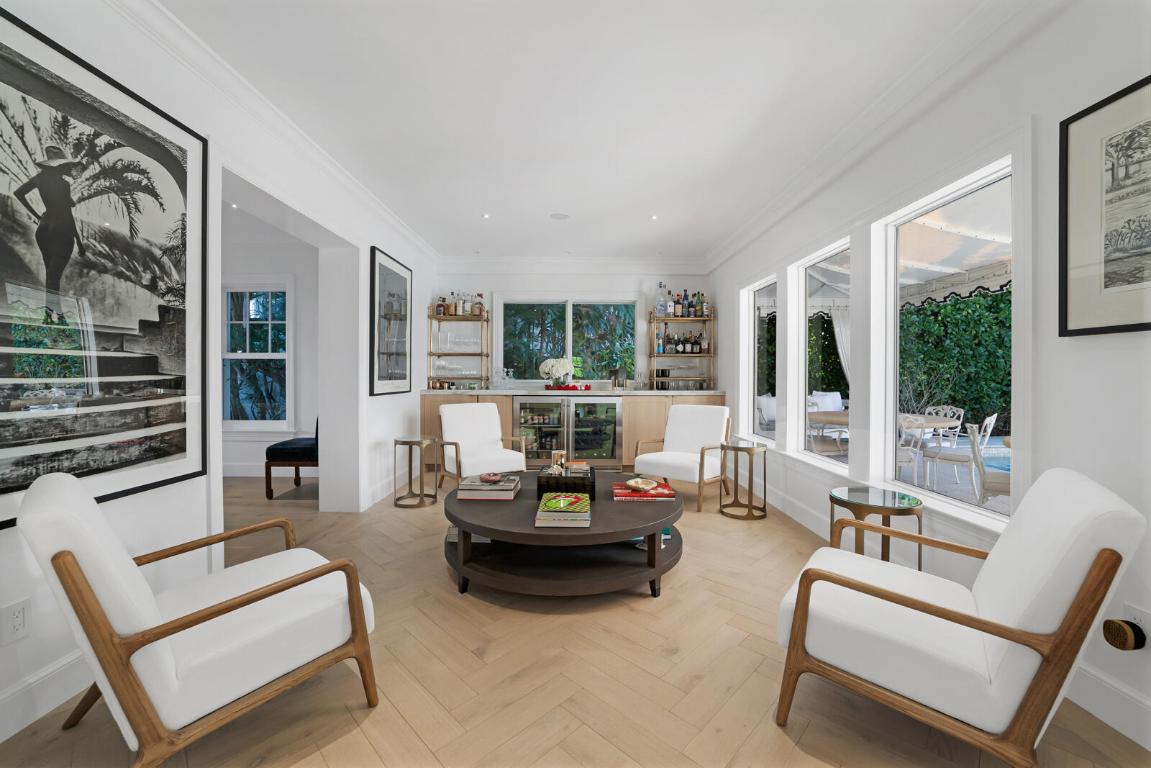 7103 S Flagler West Palm Beach, FL 33405