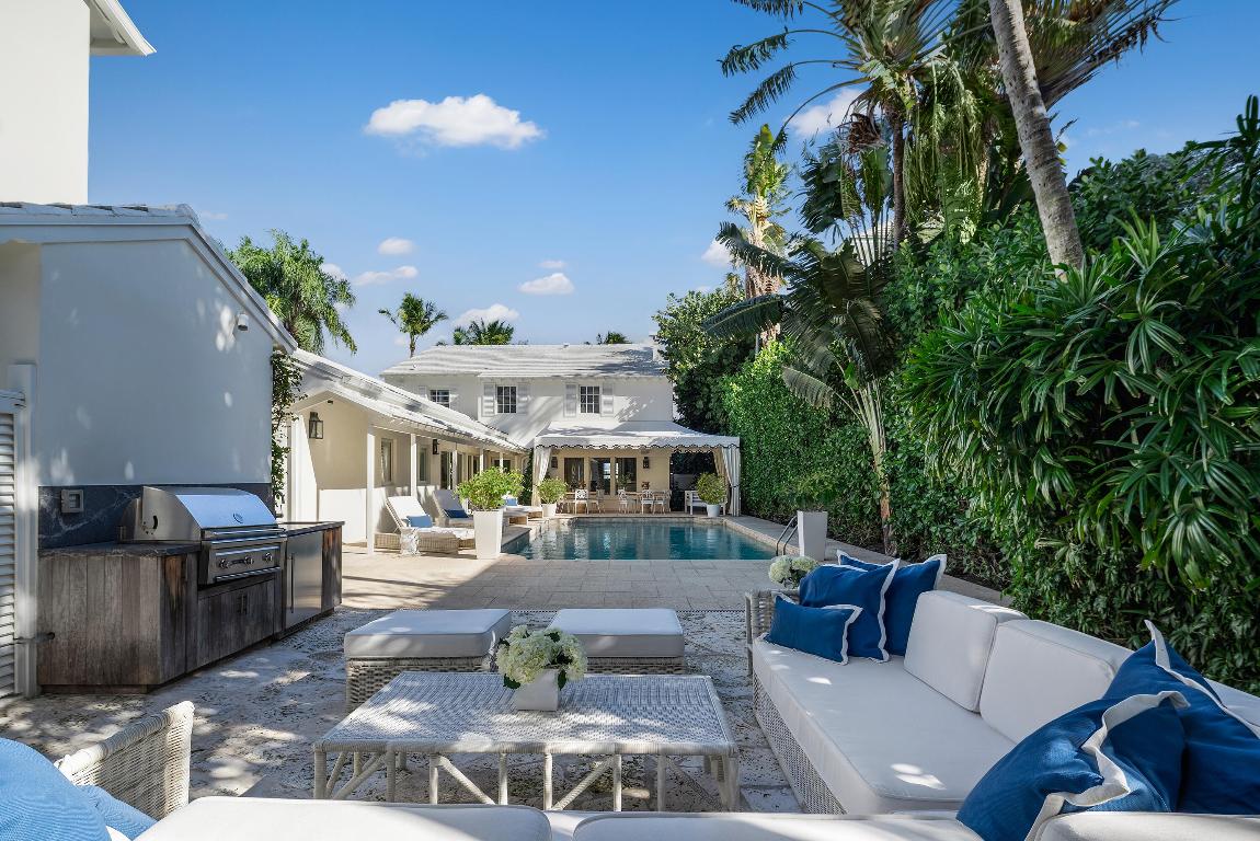 7103 S Flagler West Palm Beach, FL 33405