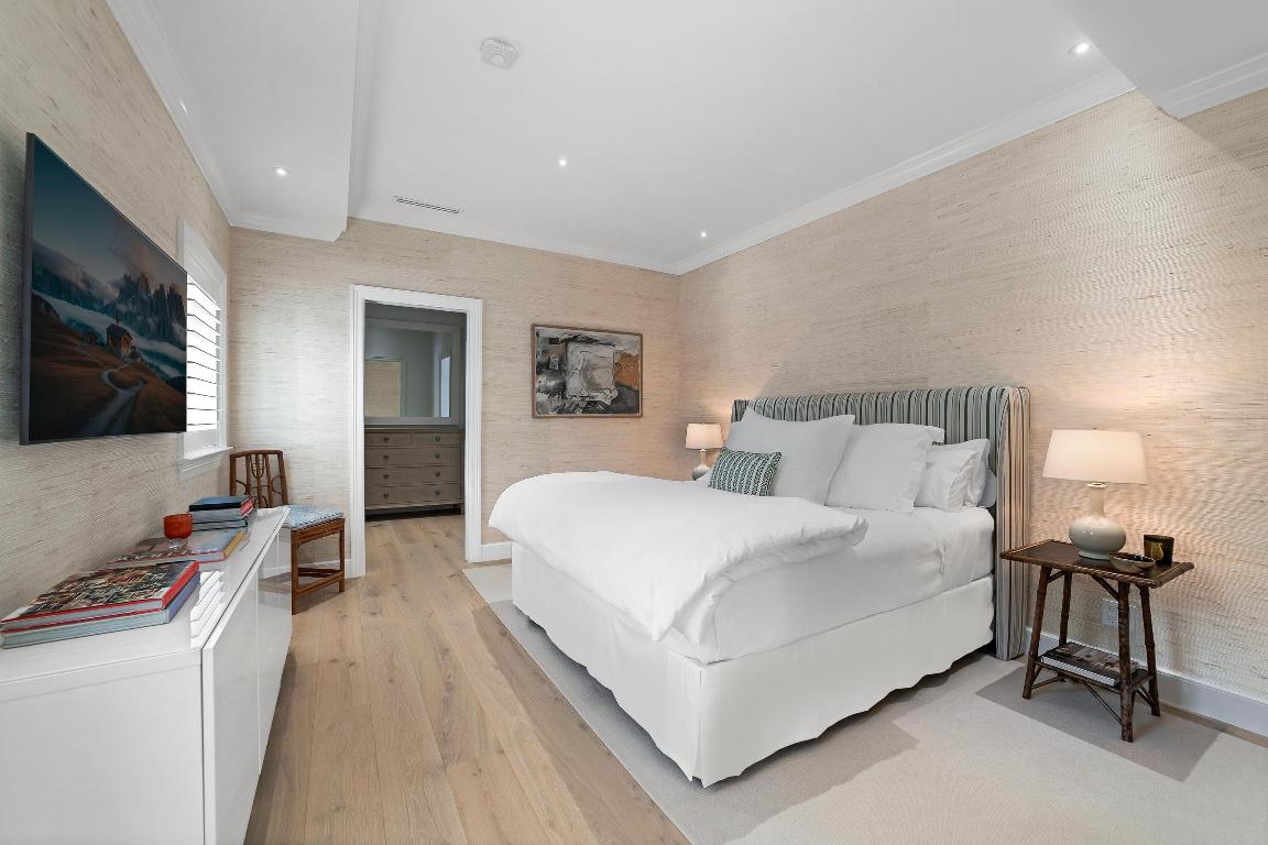 7103 S Flagler West Palm Beach, FL 33405