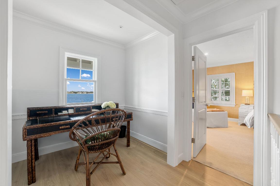 7103 S Flagler West Palm Beach, FL 33405