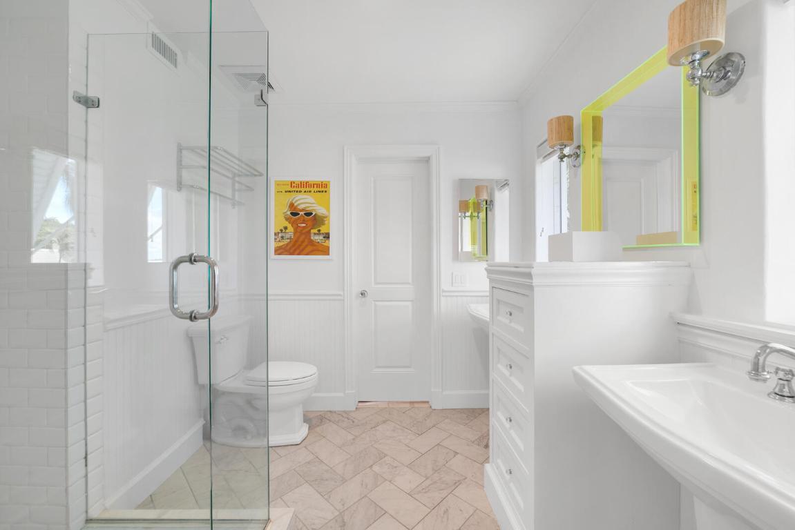 7103 S Flagler West Palm Beach, FL 33405