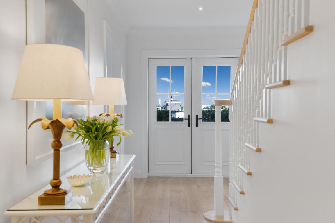 7103 S Flagler West Palm Beach, FL 33405