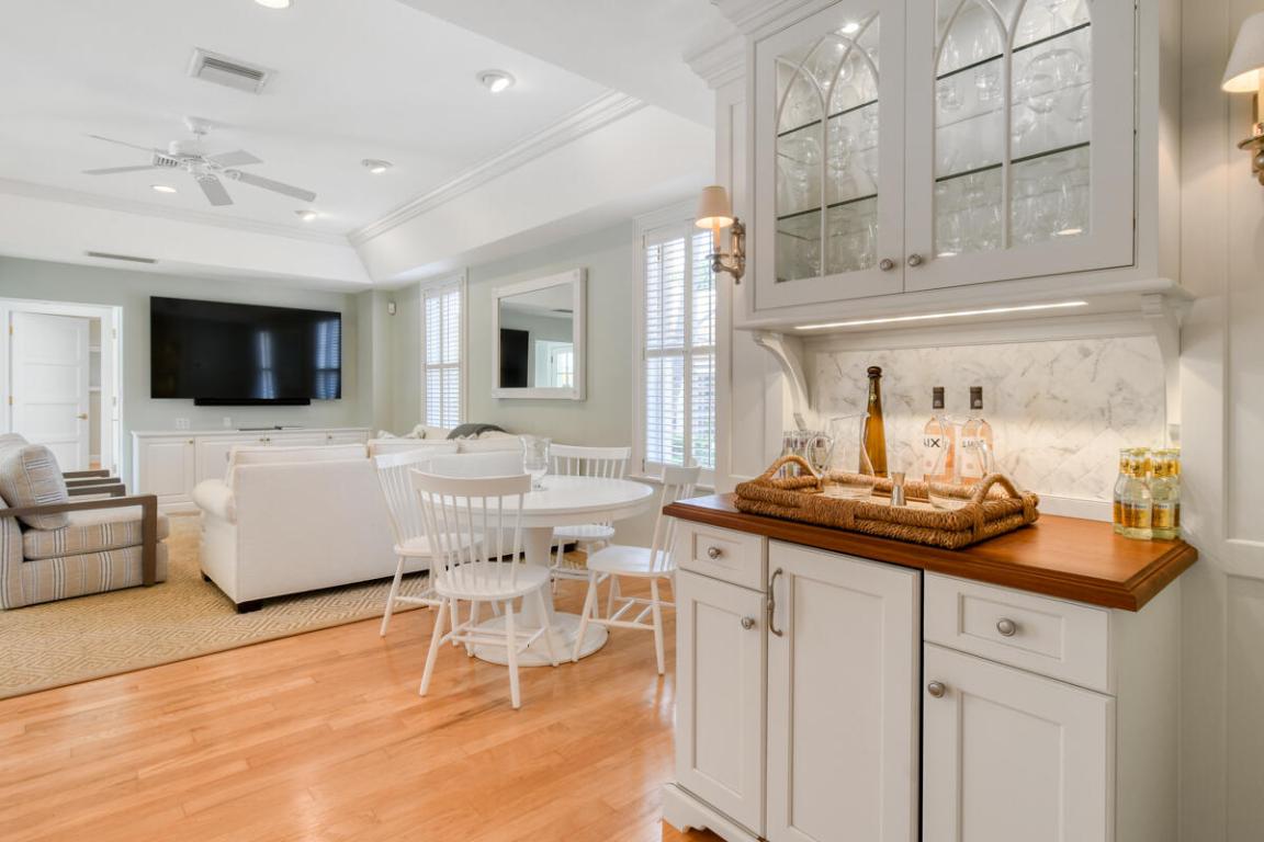 485 S Beach Jupiter Island, FL 33455