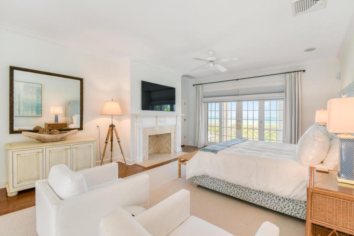 485 S Beach Jupiter Island, FL 33455