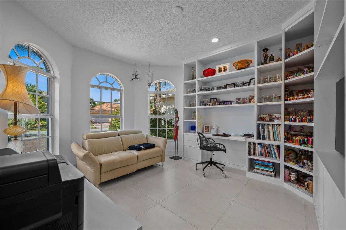 180 Carina Jupiter, FL 33478