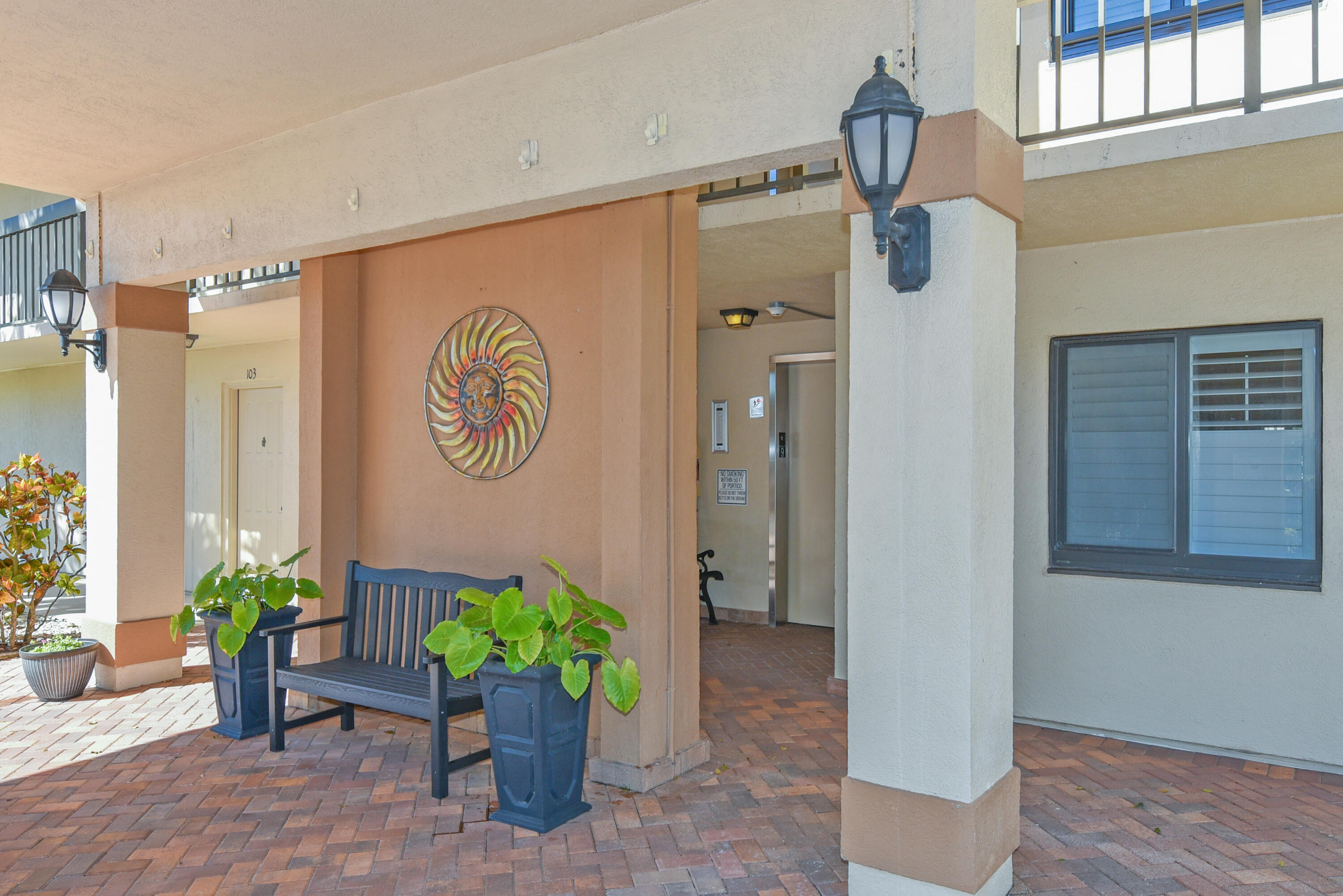 901 Seafarer #302 Jupiter, FL 33477