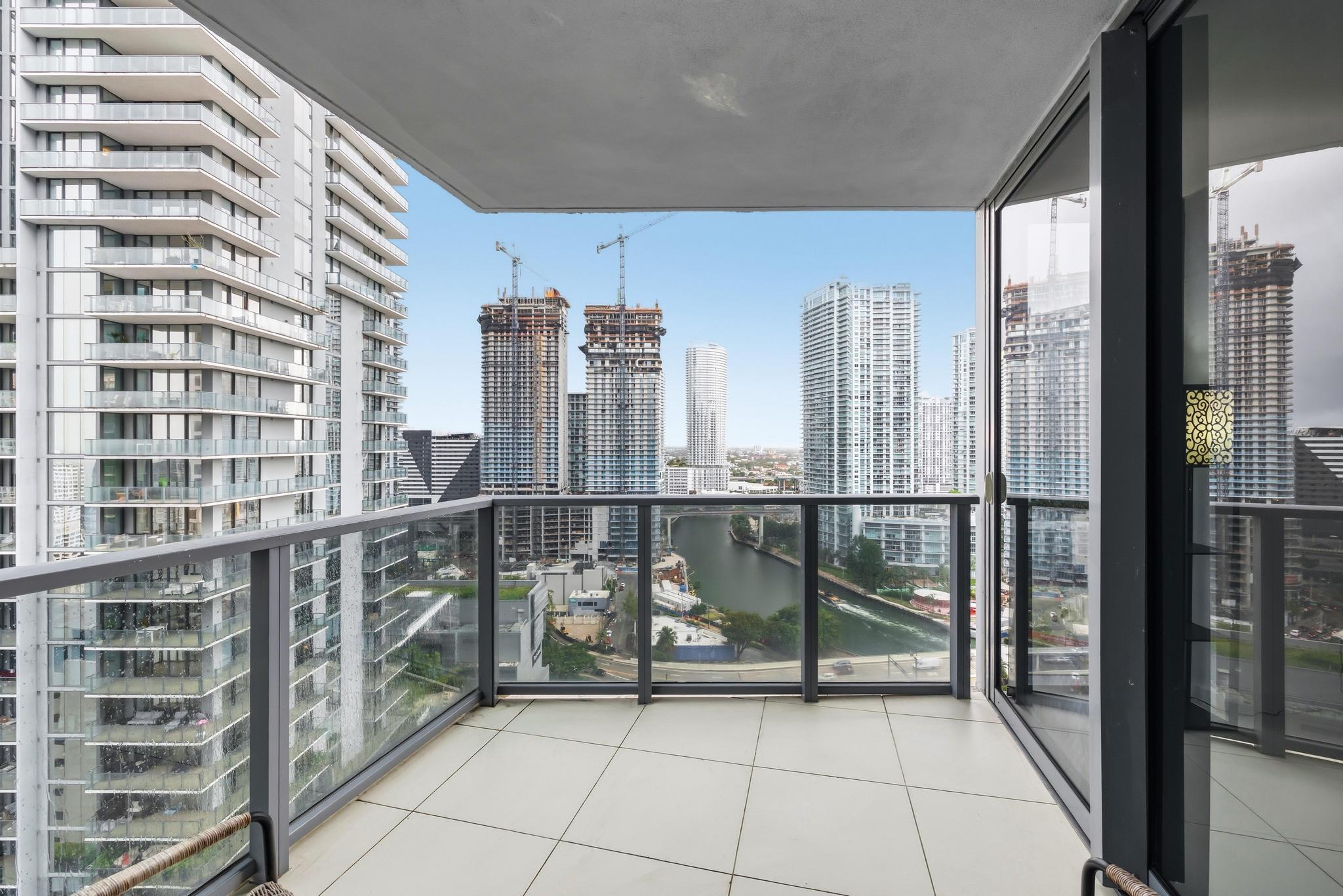 image MyBrickell27