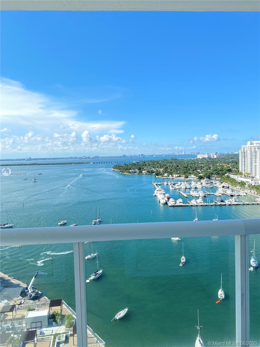 10 Venetian Way #2202