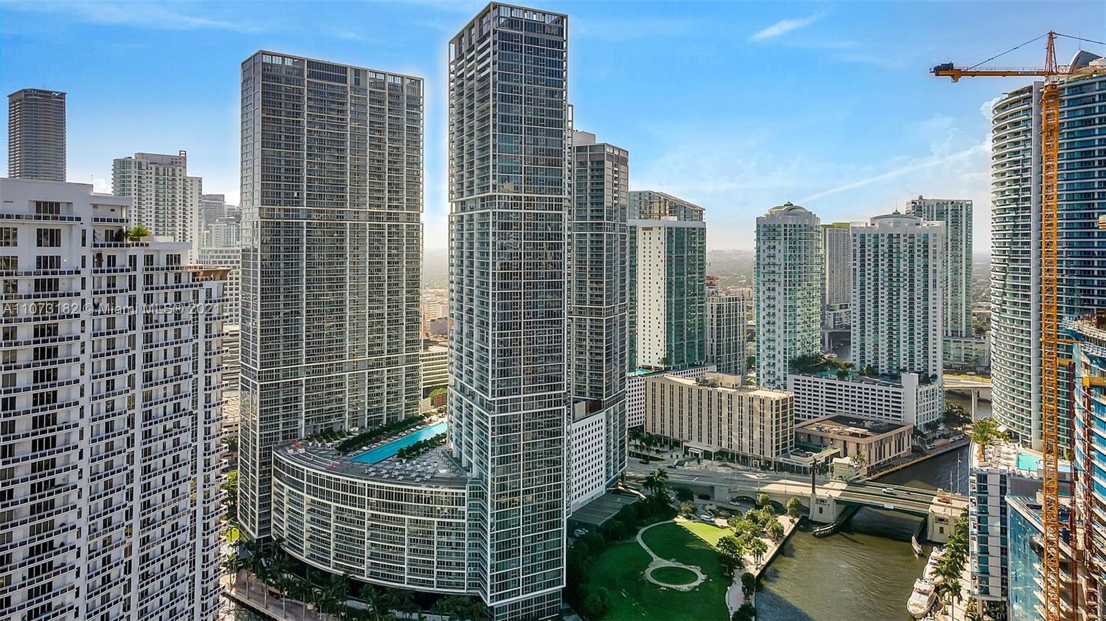 image Icon Brickell III (W Miami)0