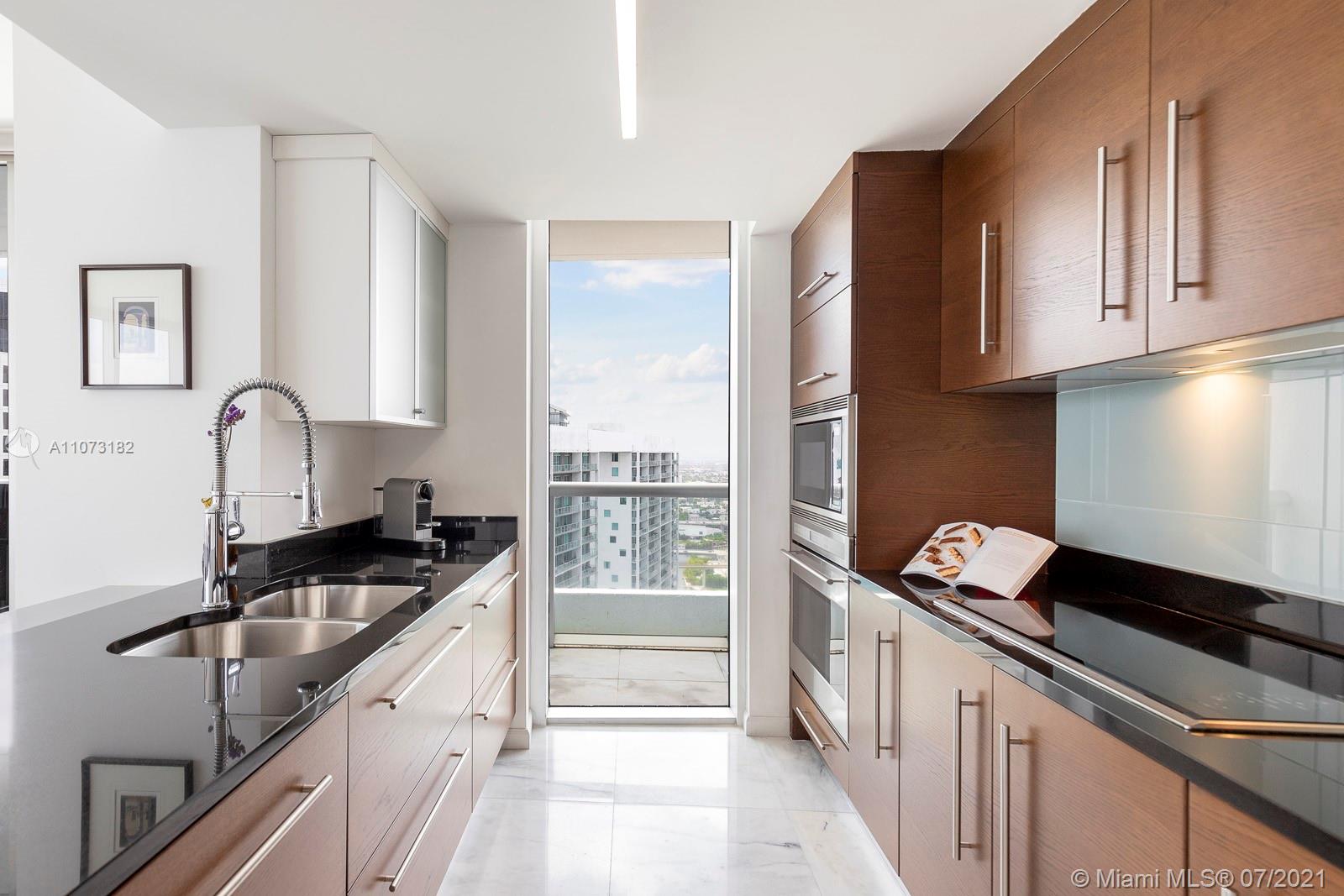 image Icon Brickell III (W Miami)9