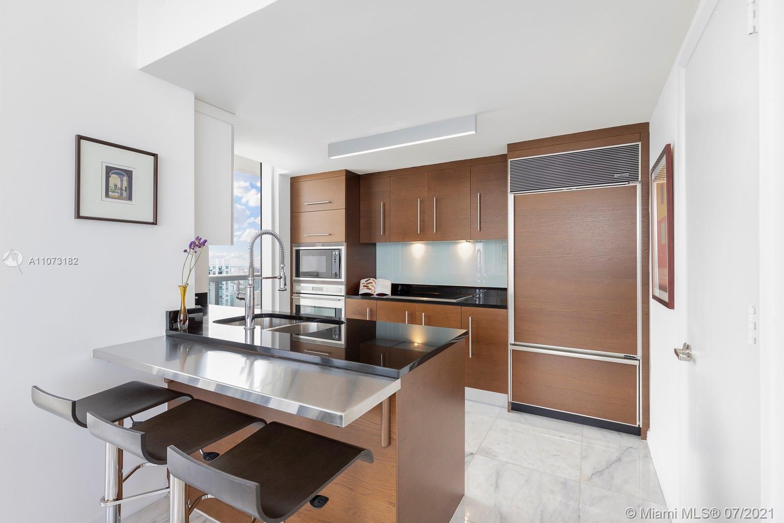 image Icon Brickell III (W Miami)8