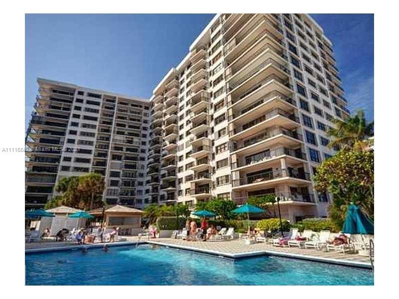 1800 S Ocean Blvd #401