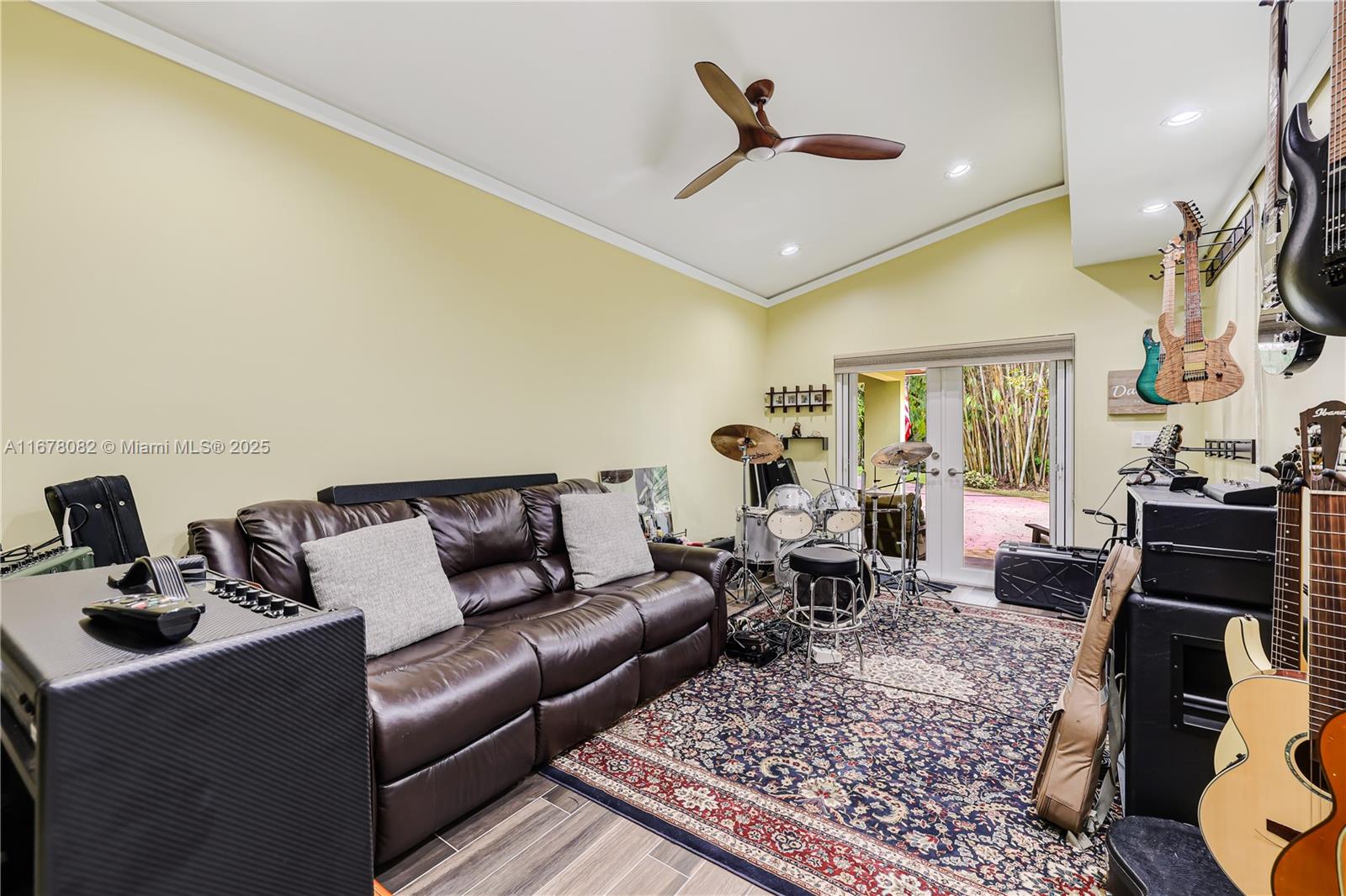 9234 SW 112th St Miami, FL 33176