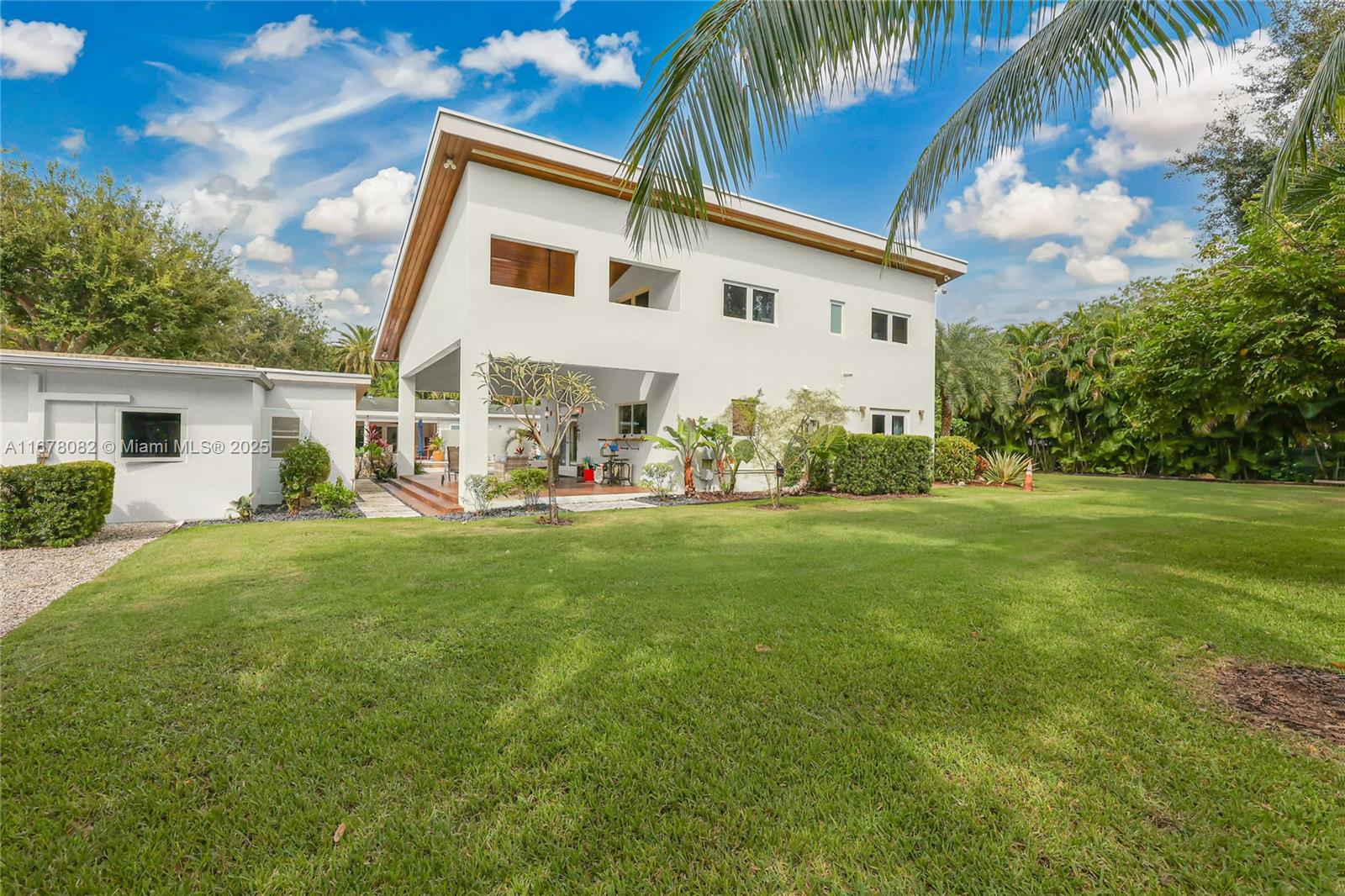 9234 SW 112th St Miami, FL 33176