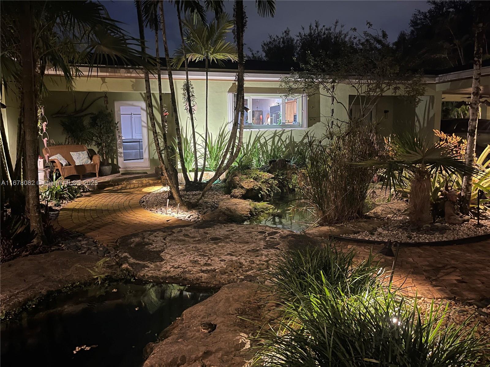 9234 SW 112th St Miami, FL 33176