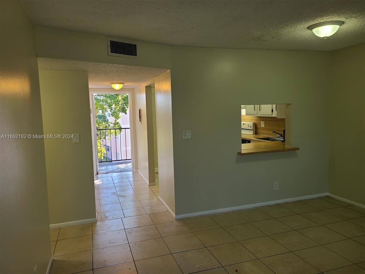 8411 Lagos De Campo Blvd #303U