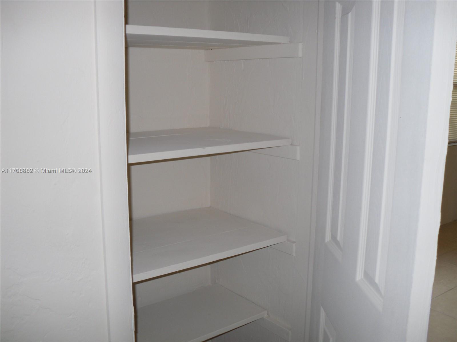 1675 NE 150th St #03,Miami, FL 33181