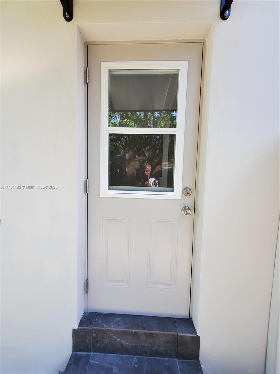 70 NW 33rd St Miami, FL 33127