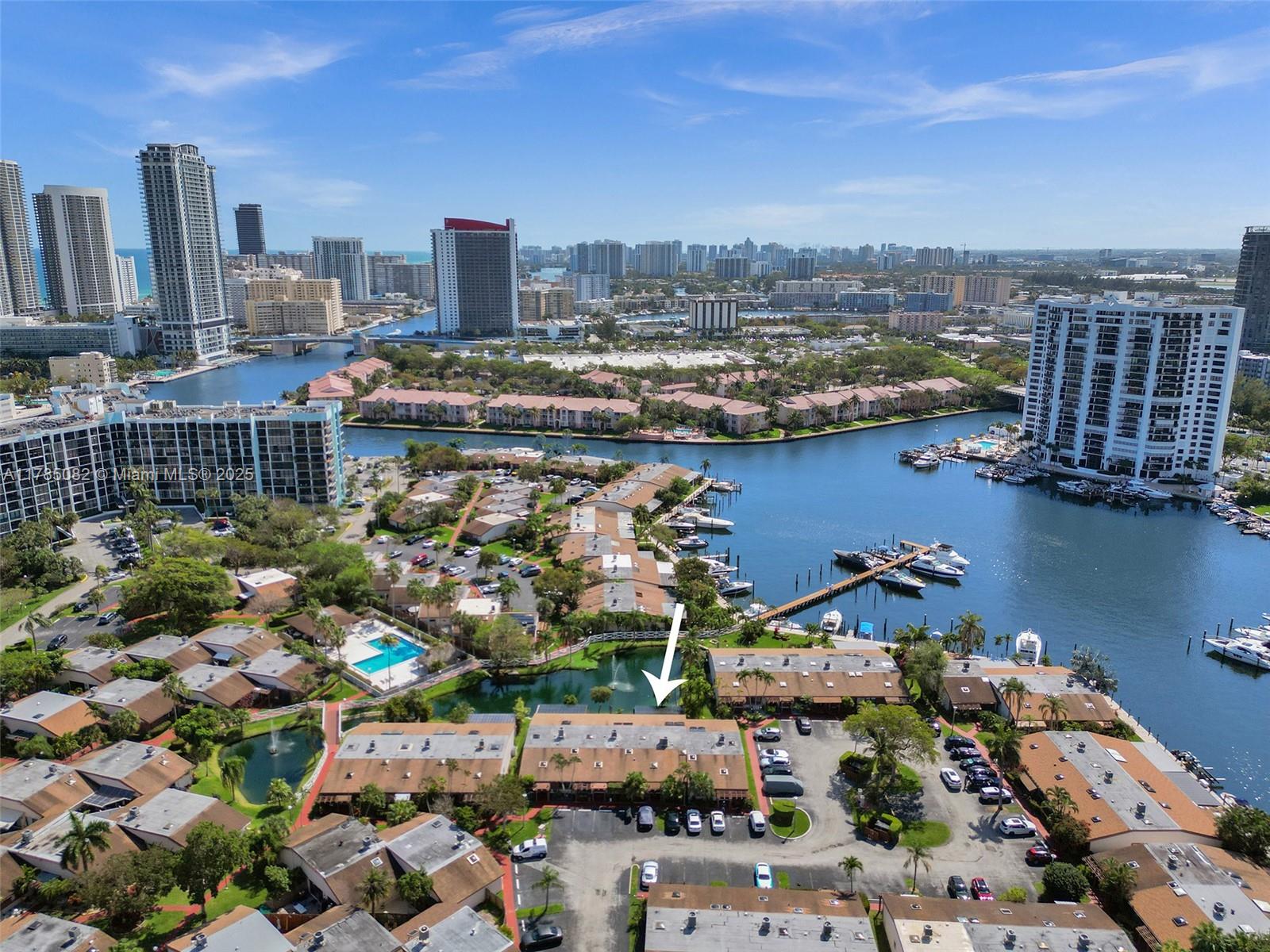 2667 S Parkview Dr Hallandale Beach, FL 33009