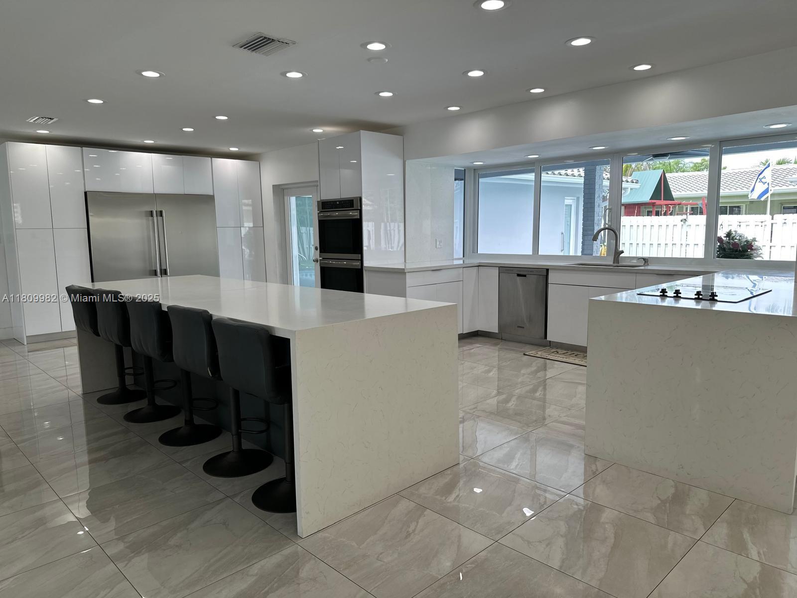 3750 N 54th Ave,Hollywood, FL 33021