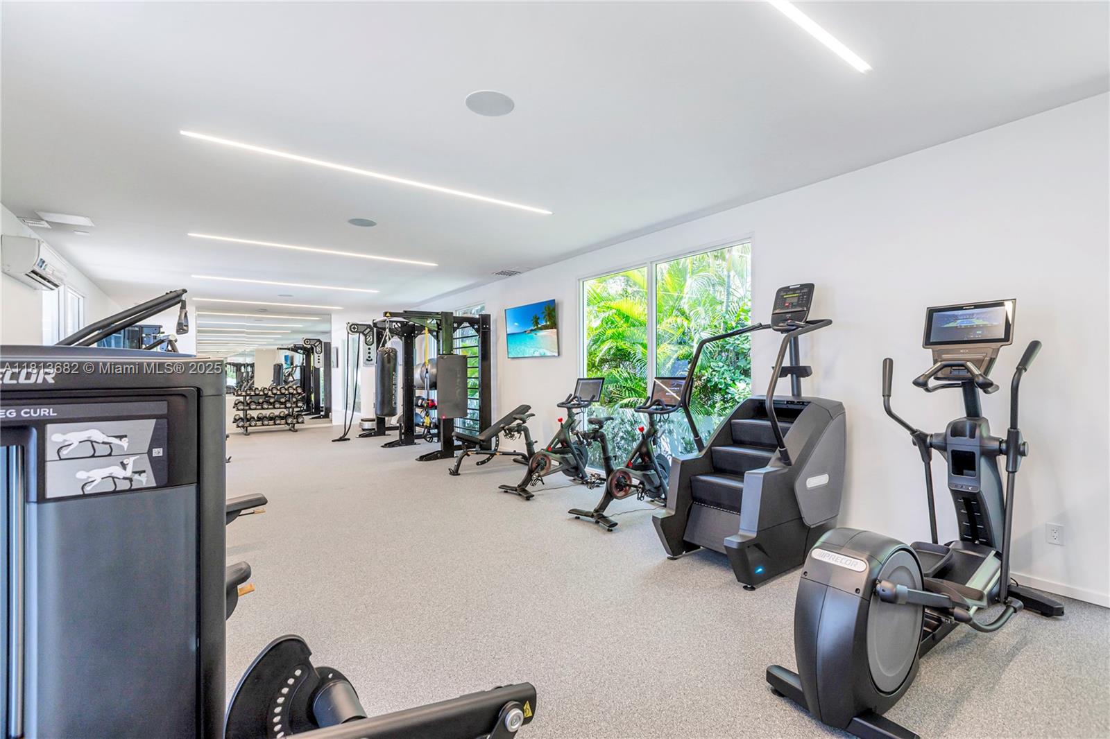 10250 Collins Ave #PH1 Bal Harbour, FL 33154