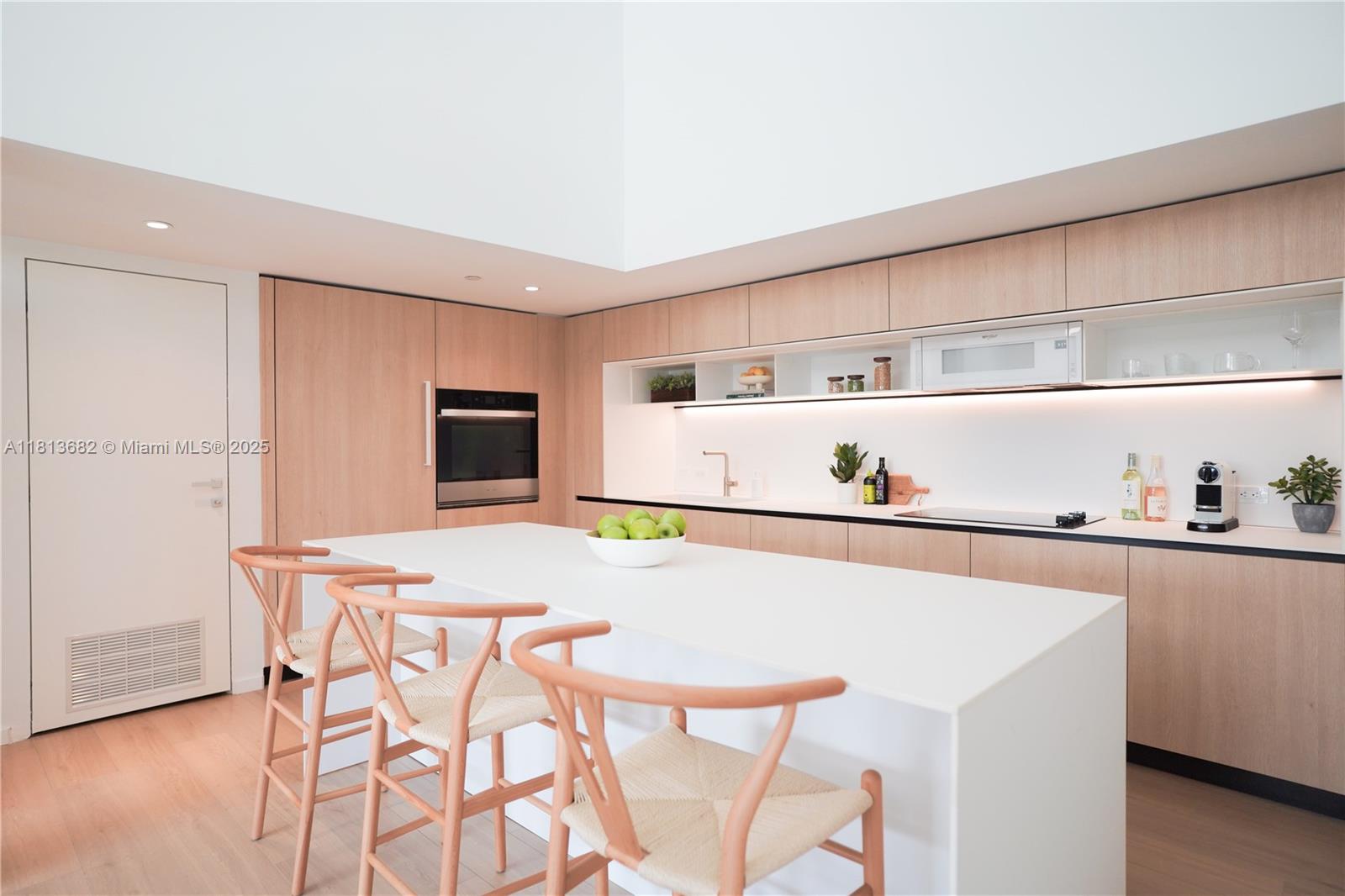 10250 Collins Ave #PH1 Bal Harbour, FL 33154