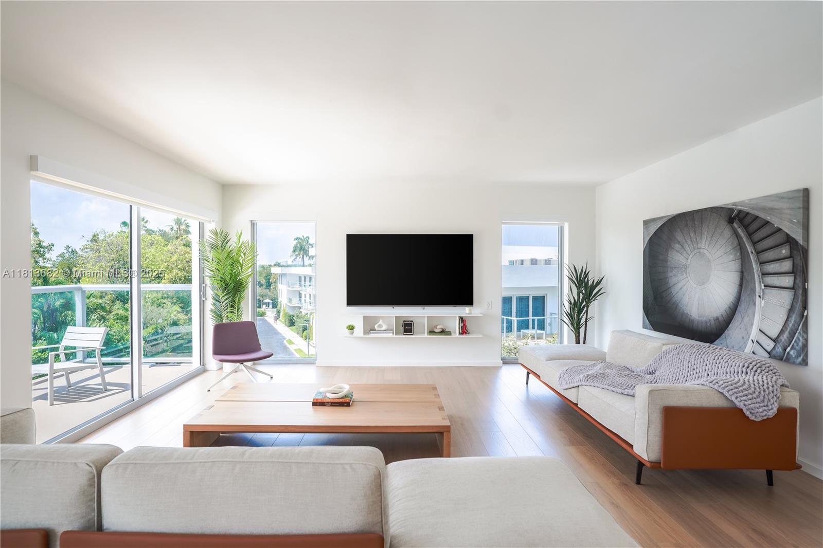 10250 Collins Ave #PH1 Bal Harbour, FL 33154