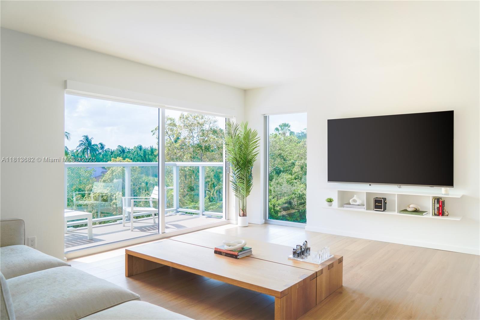 10250 Collins Ave #PH1 Bal Harbour, FL 33154