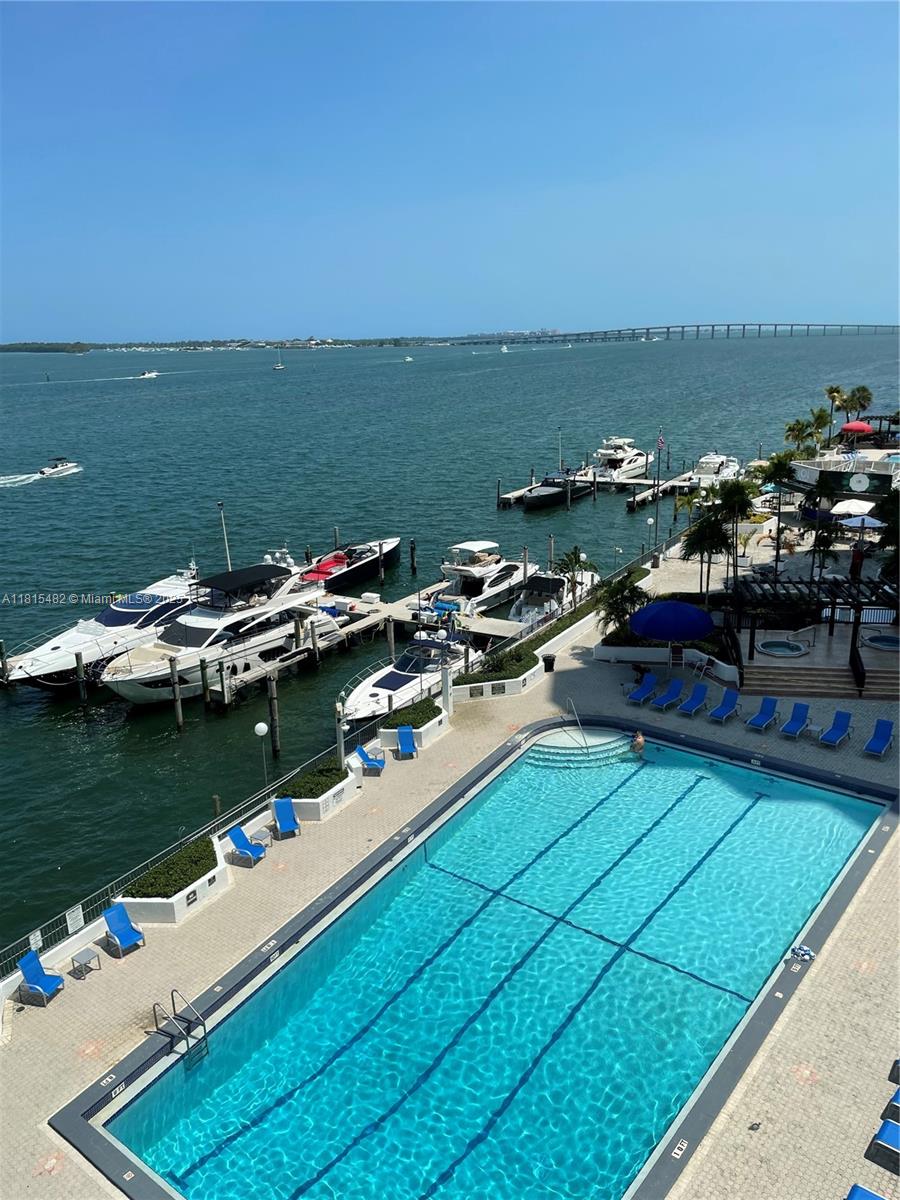 801 Brickell Bay Dr #767