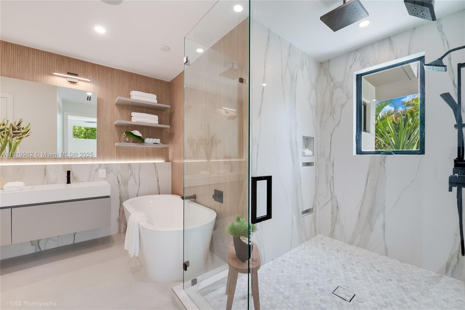 4110 Park Ave Miami, FL 33133