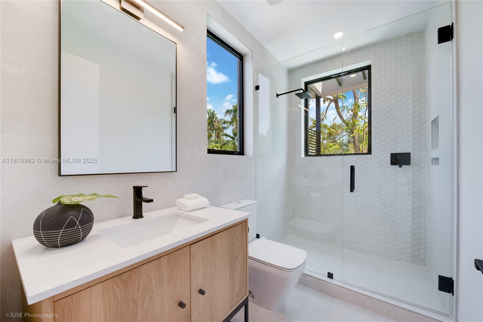 4110 Park Ave Miami, FL 33133