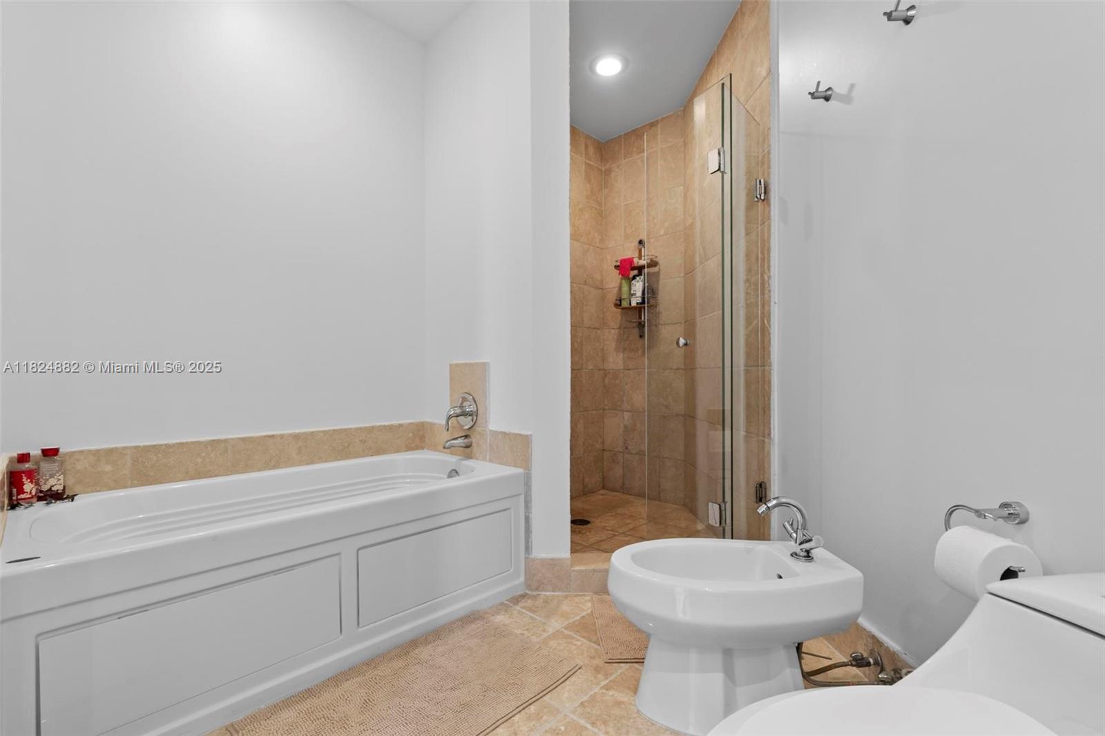 image Trump Royale Condo20