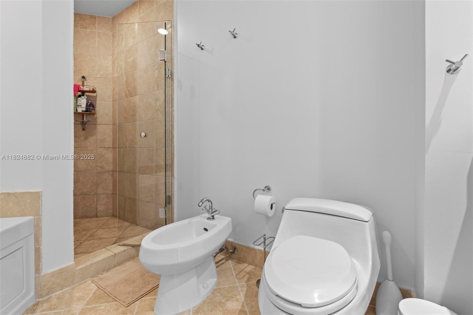 image Trump Royale Condo21