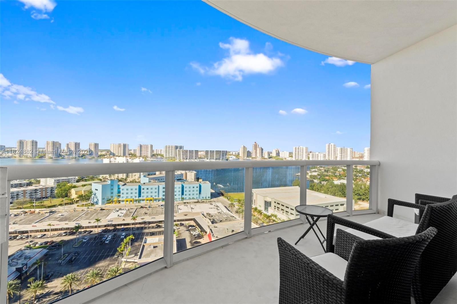 image Trump Royale Condo22
