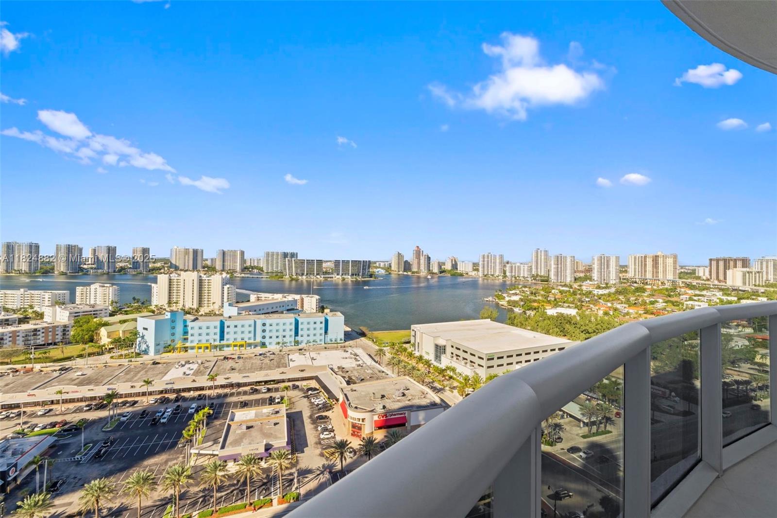 image Trump Royale Condo25