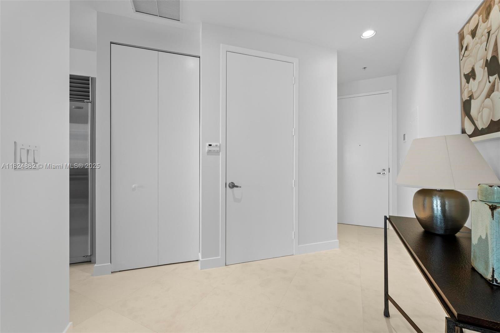image Trump Royale Condo26