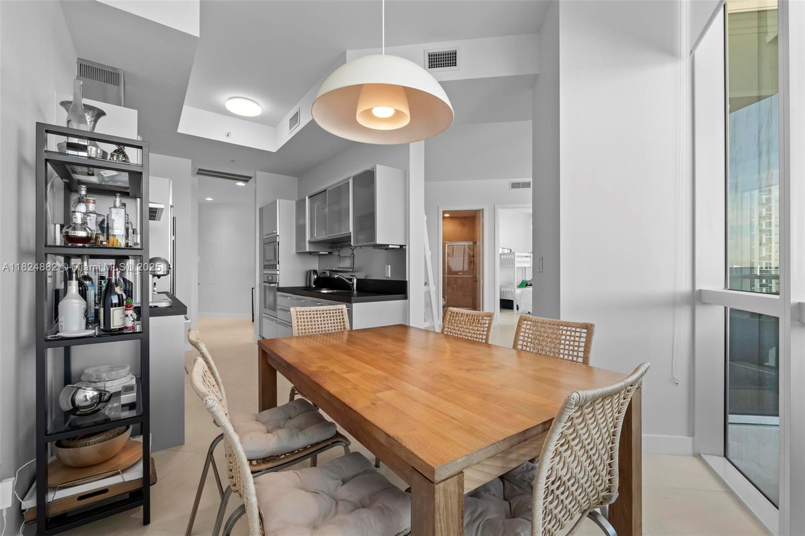 image Trump Royale Condo8