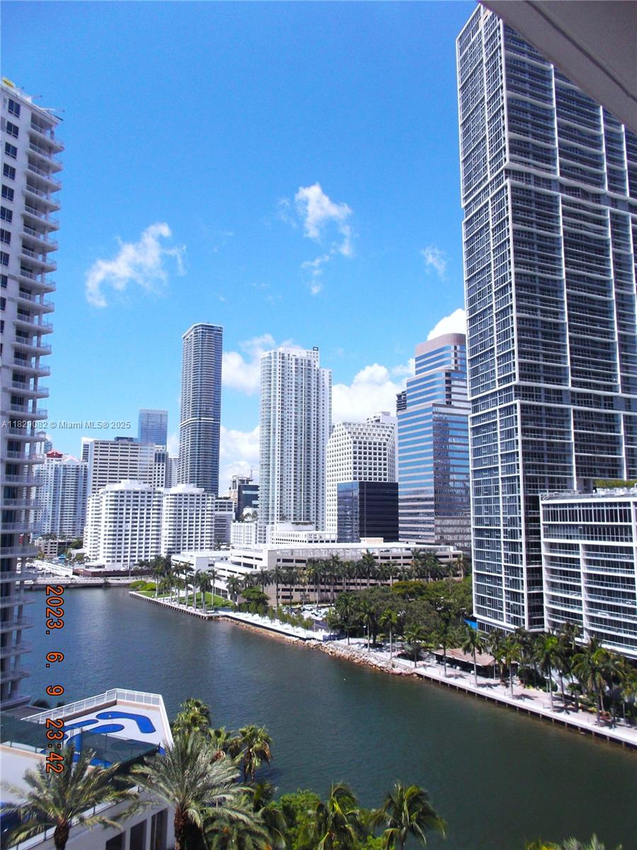 901 Brickell Key Blvd #1201,Miami, FL 33131