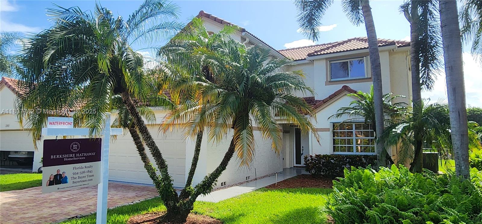 2957 Oak Park Cir