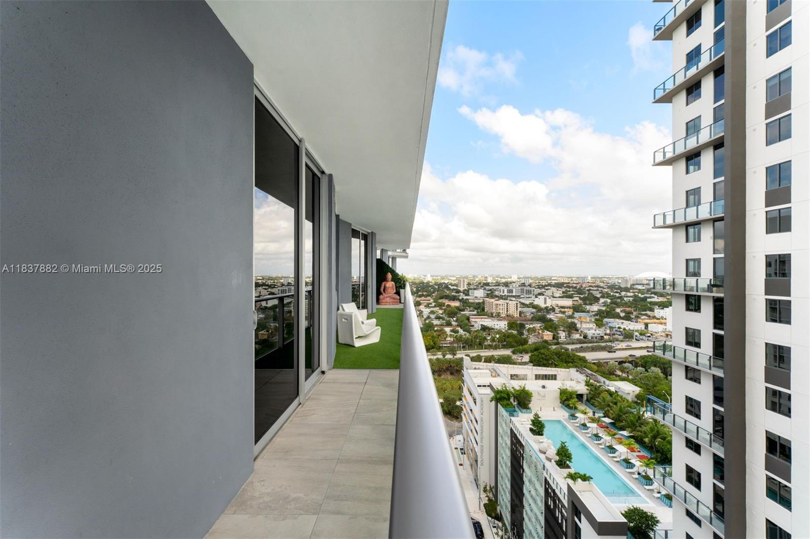 image BRICKELL TEN CONDO10