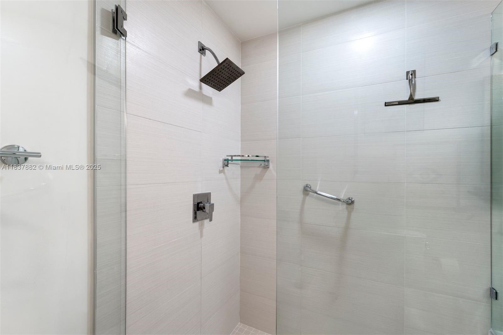 image BRICKELL TEN CONDO19