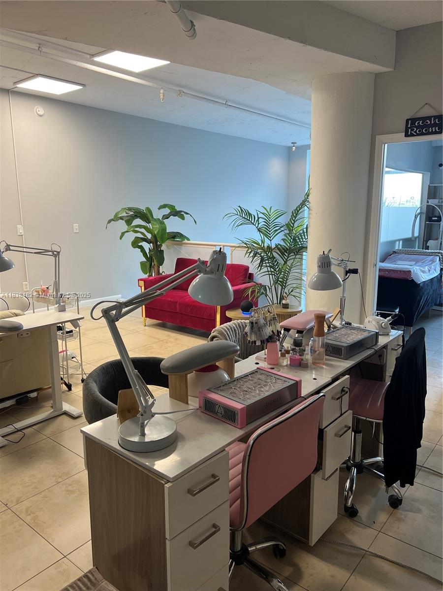 image Midblock Miami Condo20