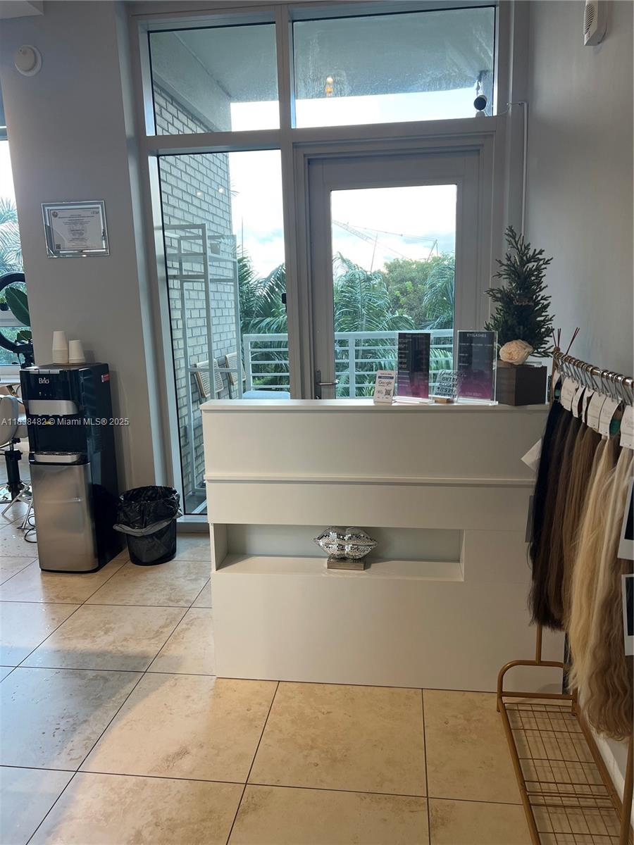 image Midblock Miami Condo28