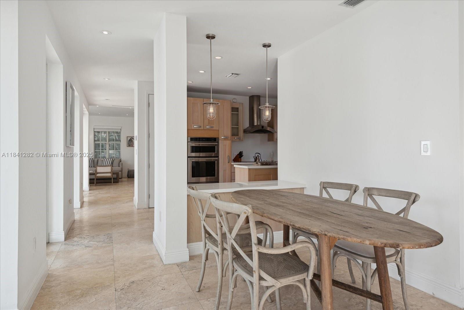 350 E Woodcrest Rd Key Biscayne, FL 33149 350 E Woodcrest Rd Key Biscayne, FL 33149
